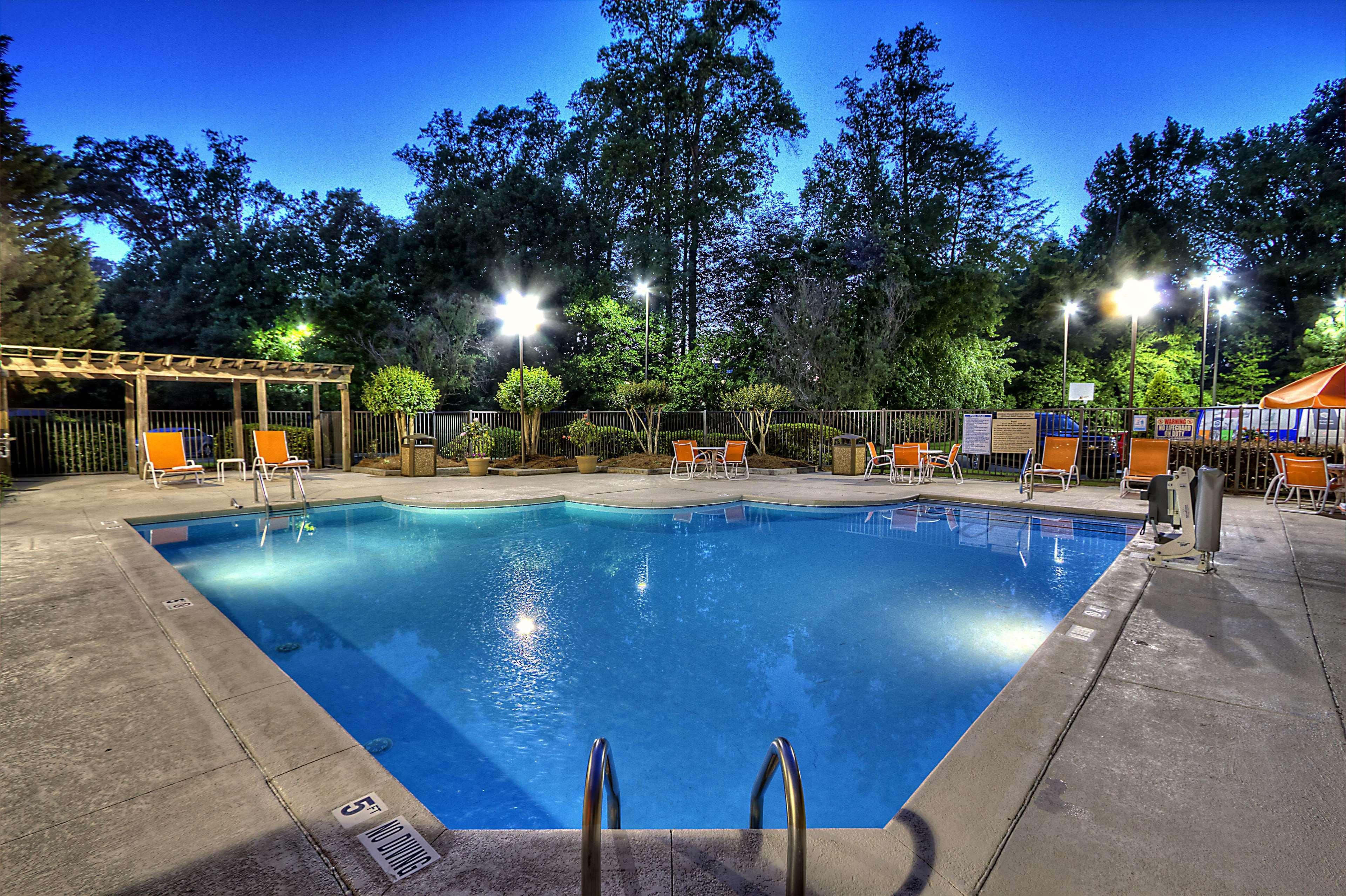 Hampton Inn Rocky Mount Exterior photo